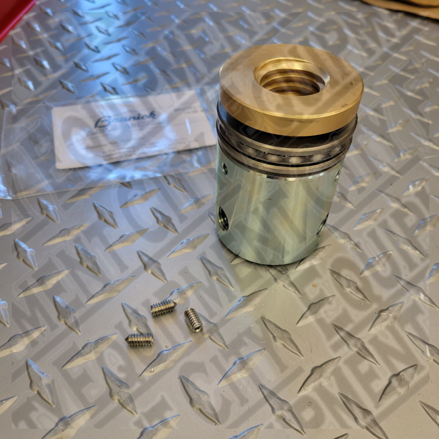 Branick 05-0126 HUB & BEARING KIT (7400 & 7600)