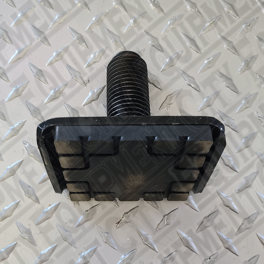Challenger B1100 Foot Pad Assembly CL10