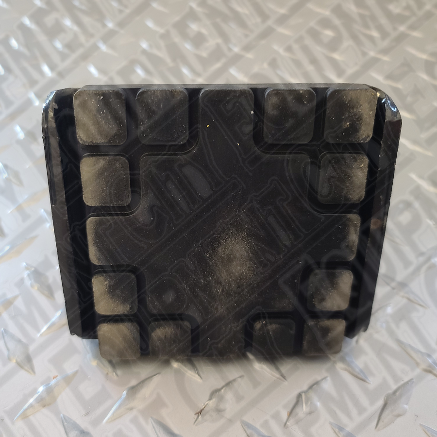 Challenger B1100 Foot Pad Assembly CL10