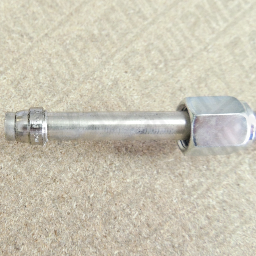Challenger 31031 Cylinder/Crossover Line