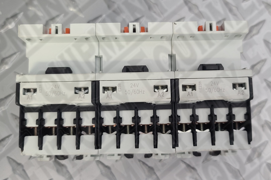 Corghi 5-491332 Allen-Bradley Three Remote Switch Kit 18A