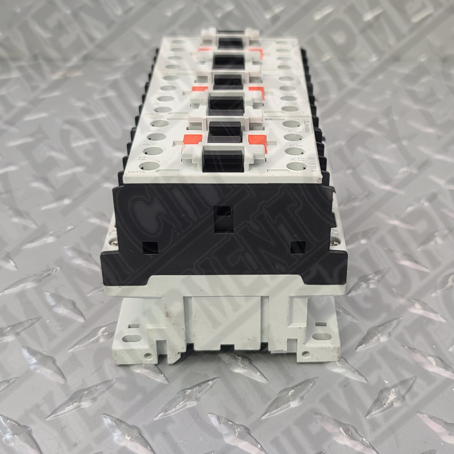 Corghi 5-491332 Allen-Bradley Three Remote Switch Kit 18A