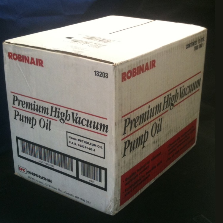 Robinair 13203 Case of 12  Quart Oil Bottles Premium Vacuum Pump Oil